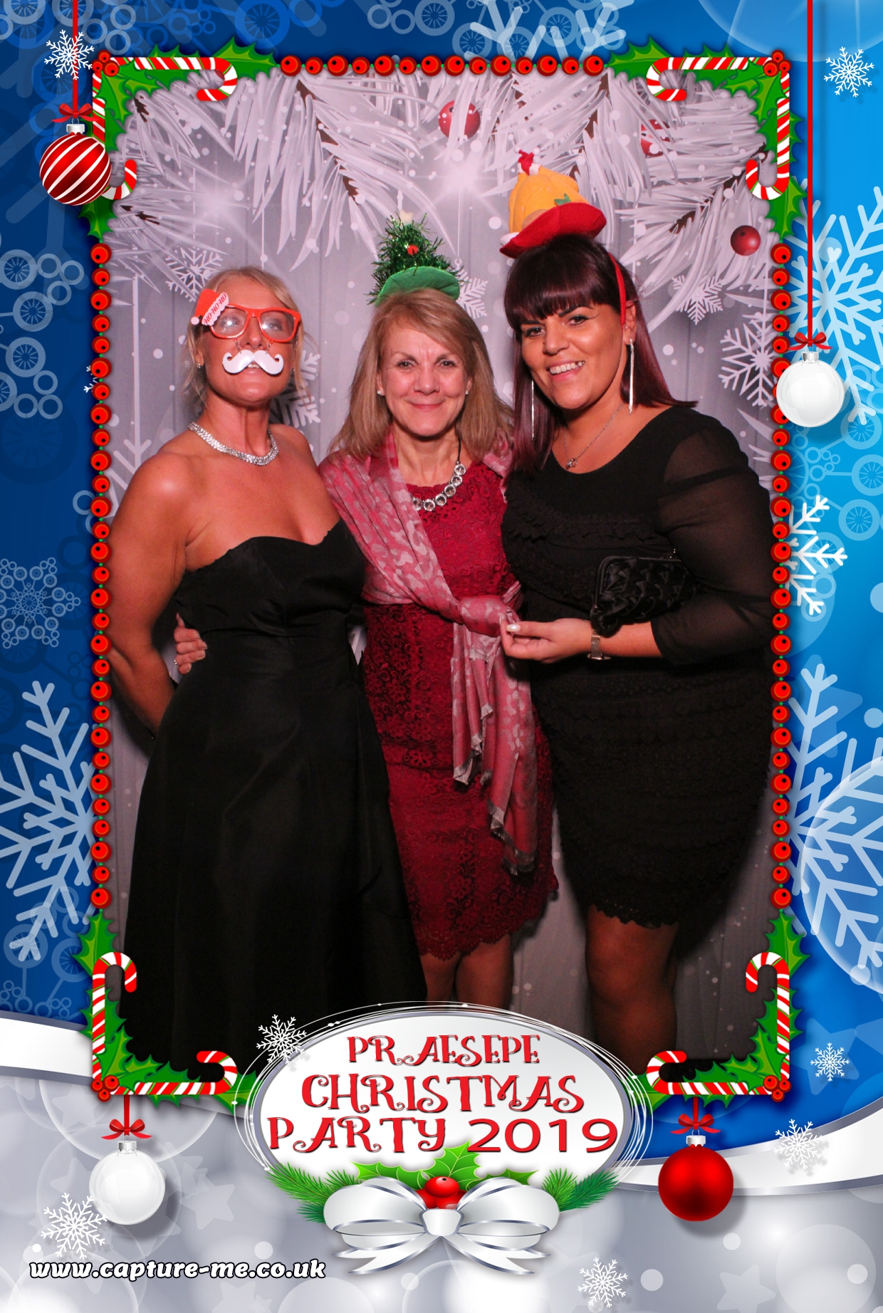 Praespe Christmas Party 2019 | View more photos from the event at gallery.capture-me.co.uk/u/Capture-me/Praespe-Christmas-Party-2019